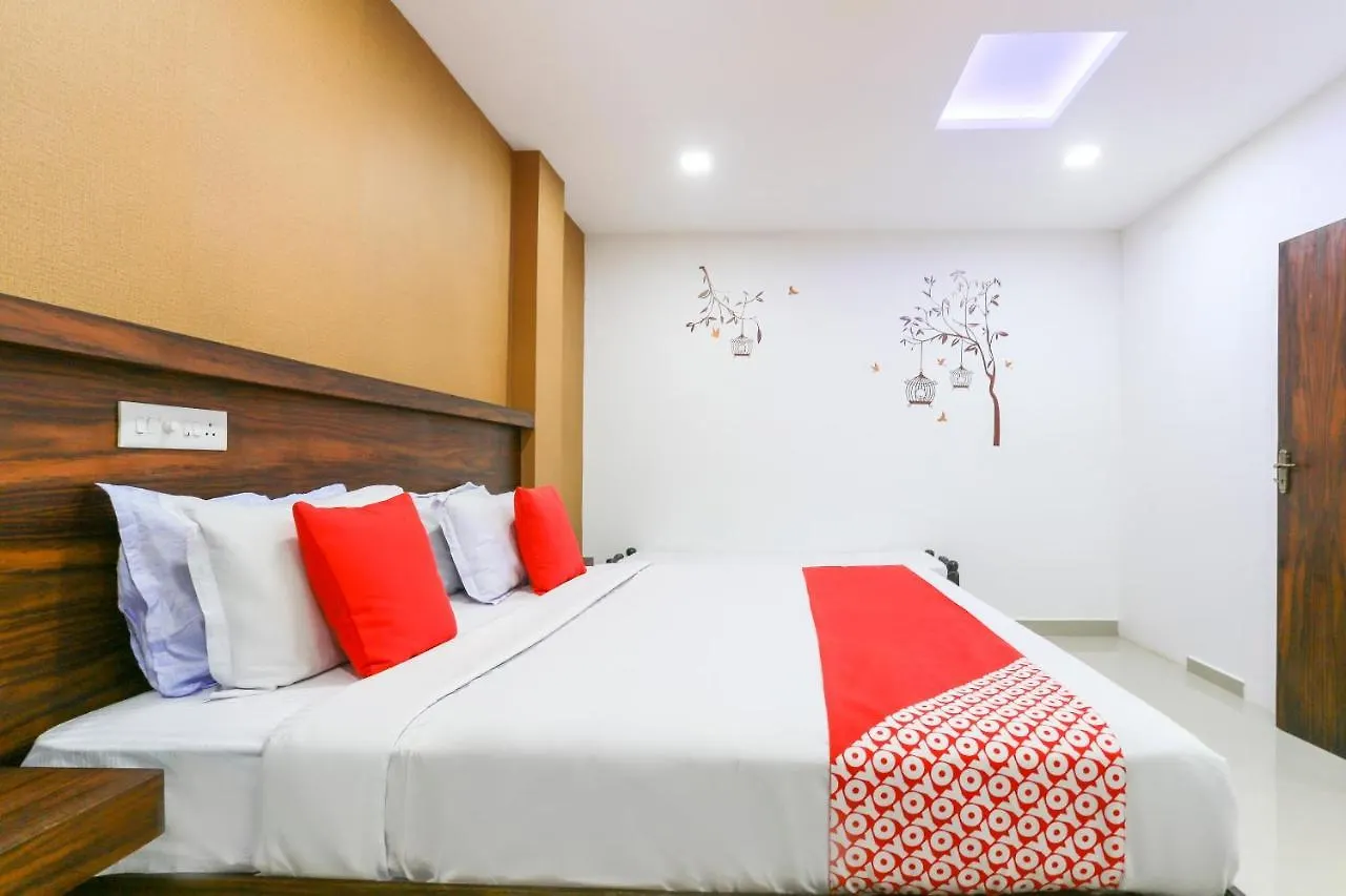 ホテルOyo 69396 Michaels Residency Lālam